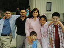 Filename=leefamily.jpg
Filesize=11KiB
Dimensions=192x145
Date added=Jun 30, 2011 leefamily.jpg
